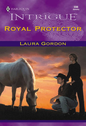 Royal Protector (Mills & Boon Intrigue): First edition (9781474022422)